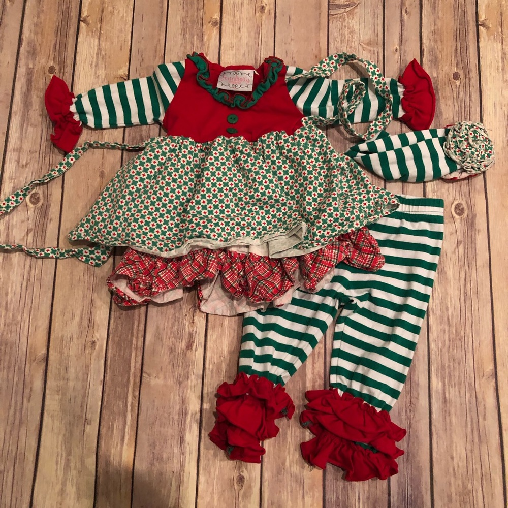 Serendipity holiday outfit